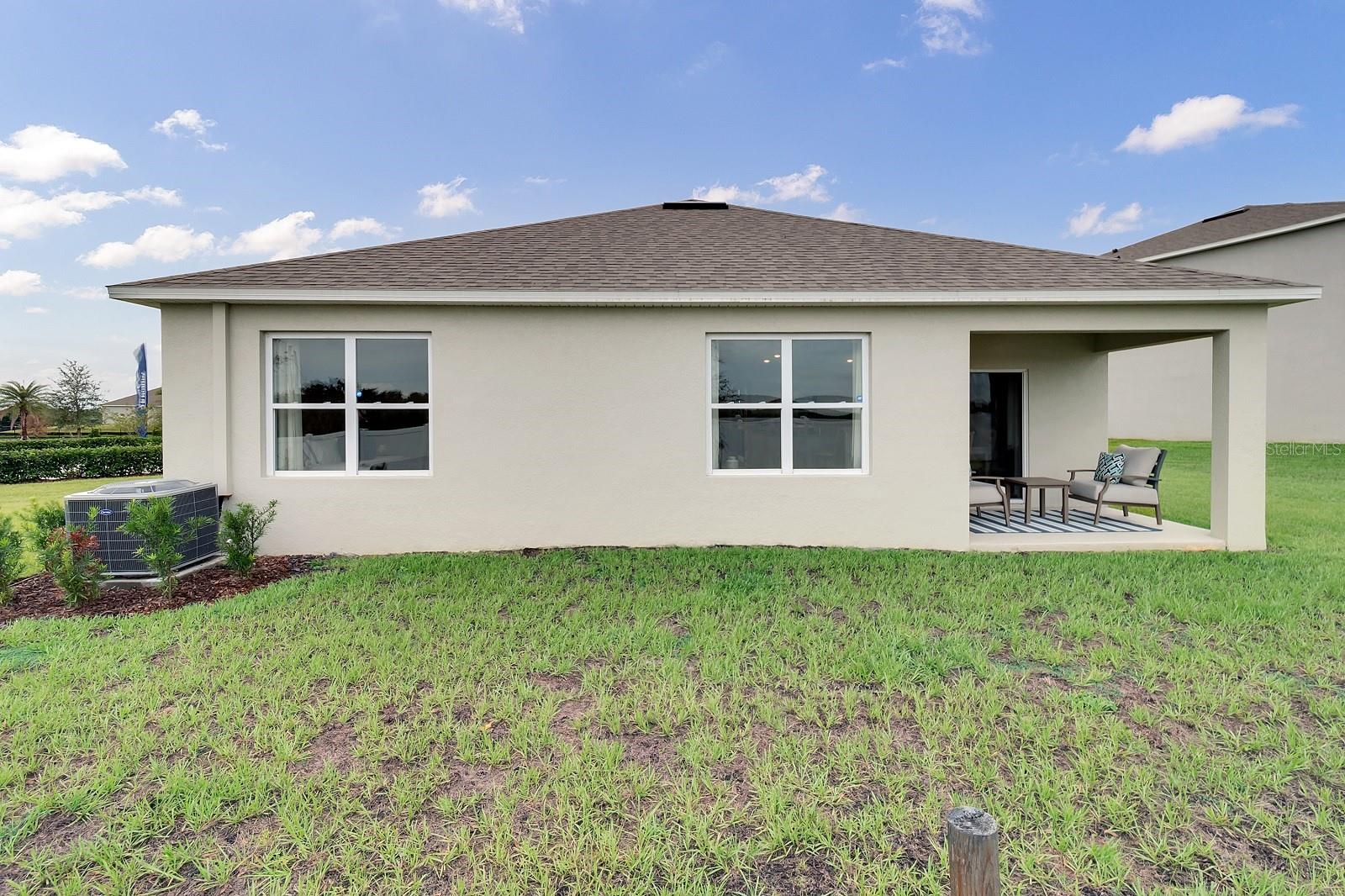 9560 Black Walnut Dr 