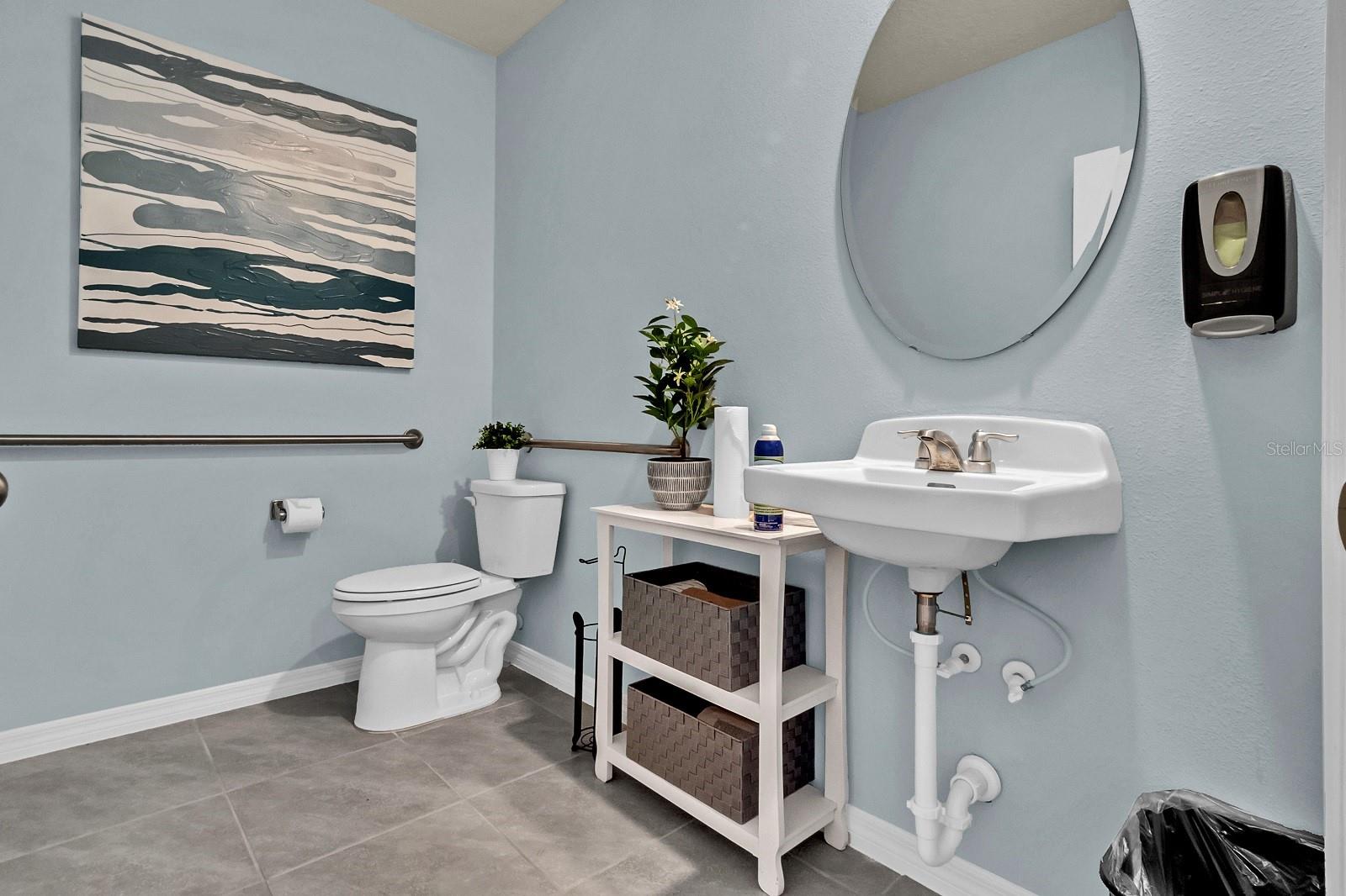 9560 Black Walnut Dr 