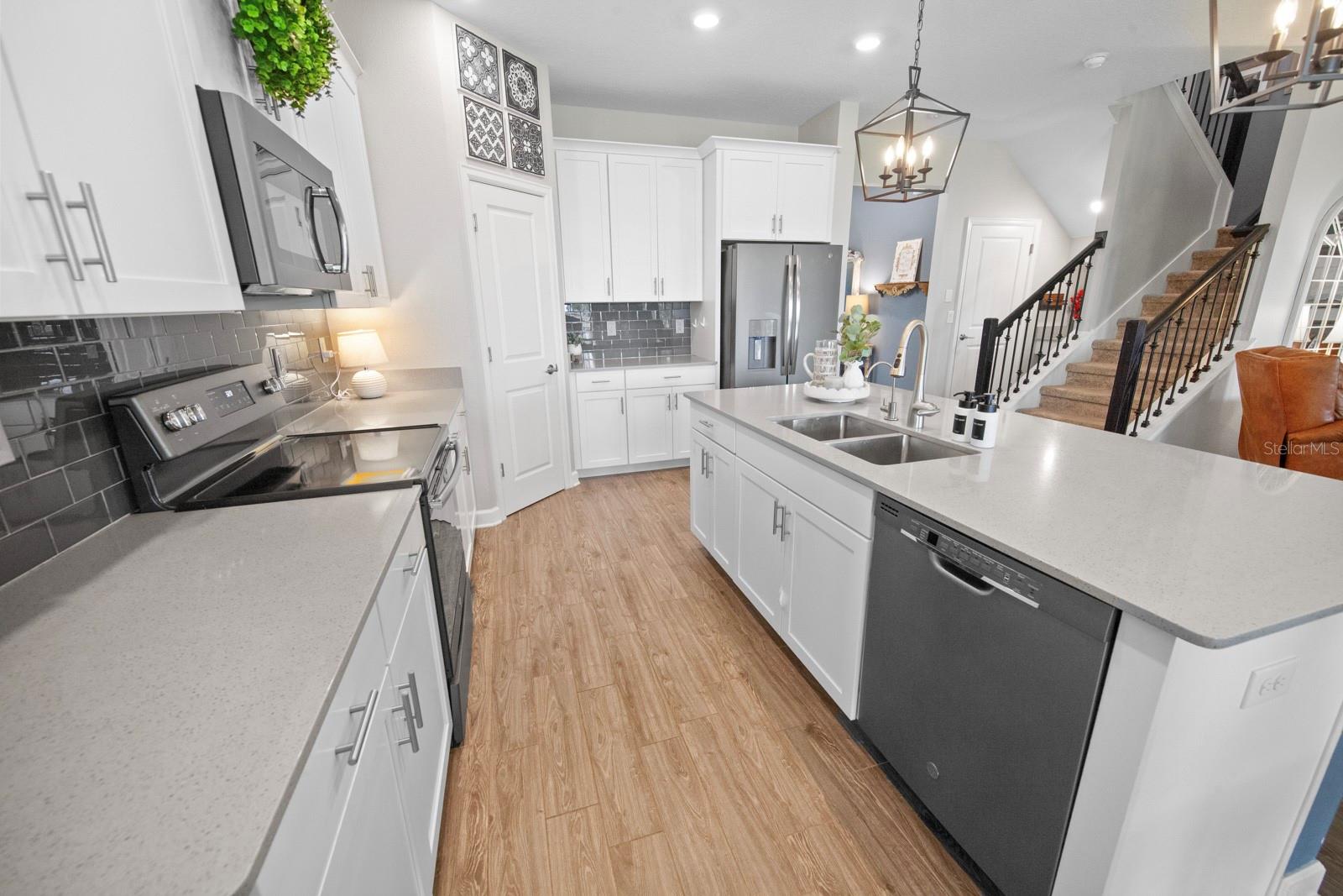 3436 Shallow Cove Ln 