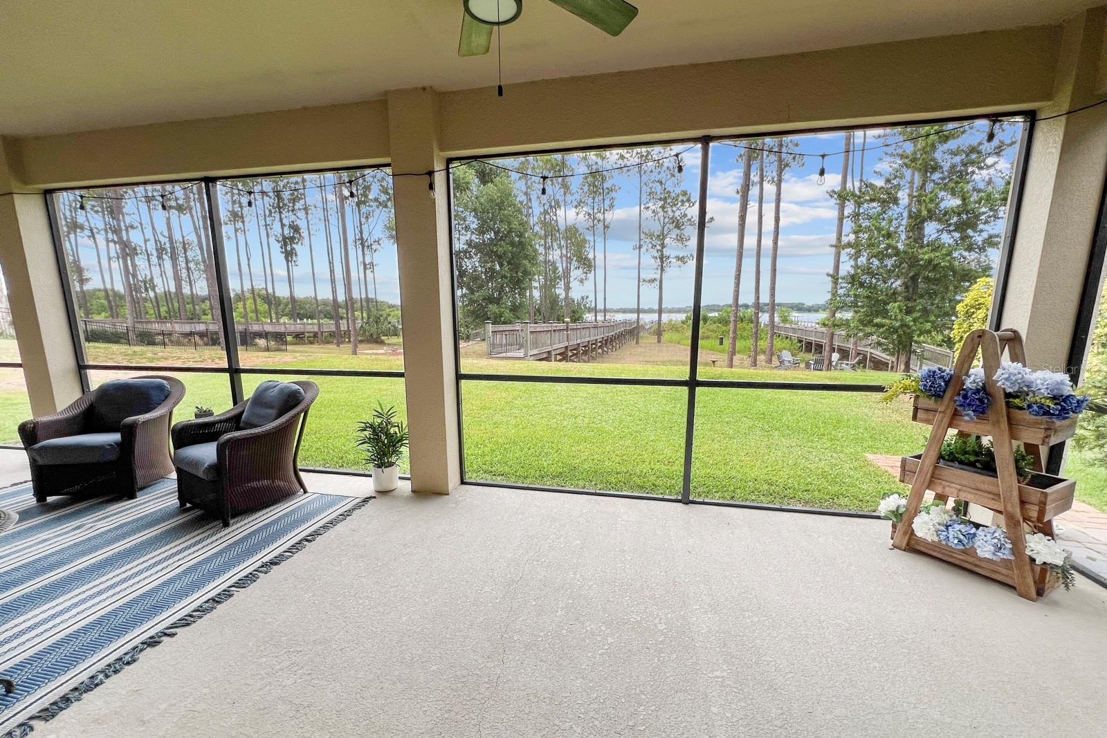 3436 Shallow Cove Ln 