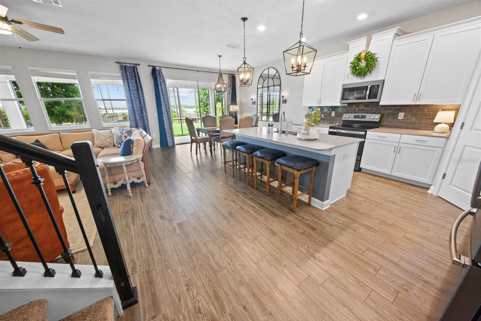 3436 Shallow Cove Ln 