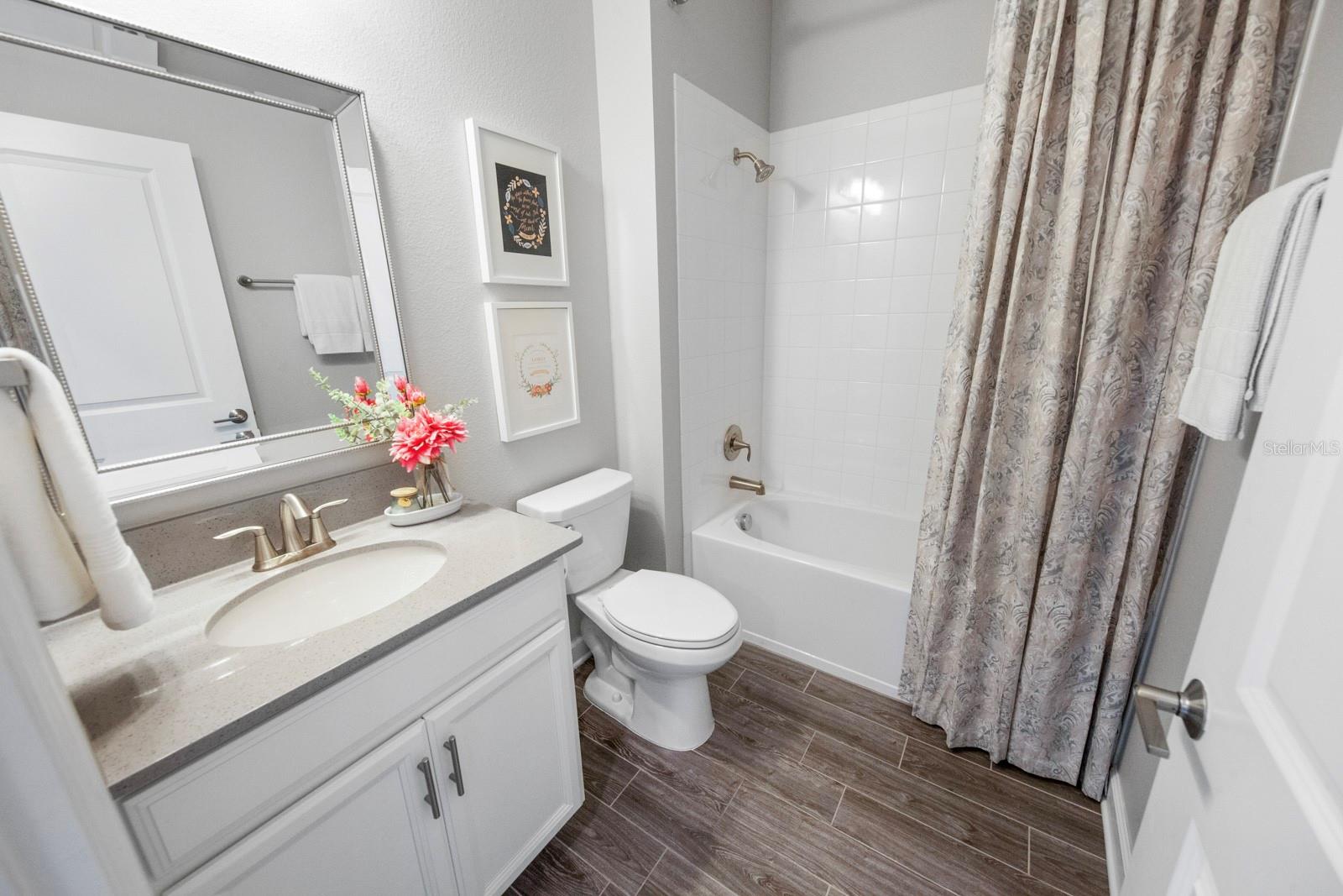 3436 Shallow Cove Ln 