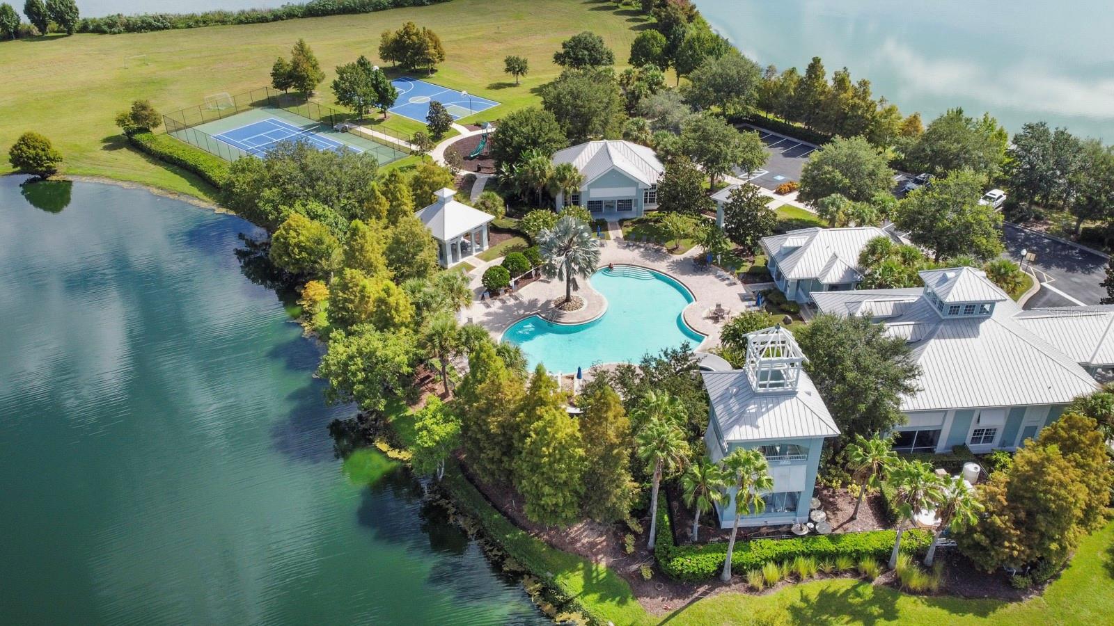 552 Juniper Springs Dr 