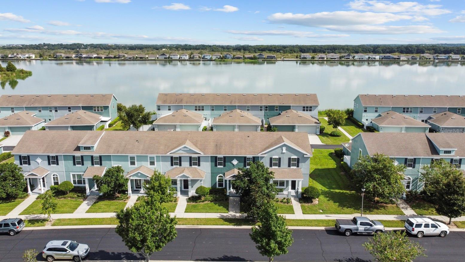 552 Juniper Springs Dr 