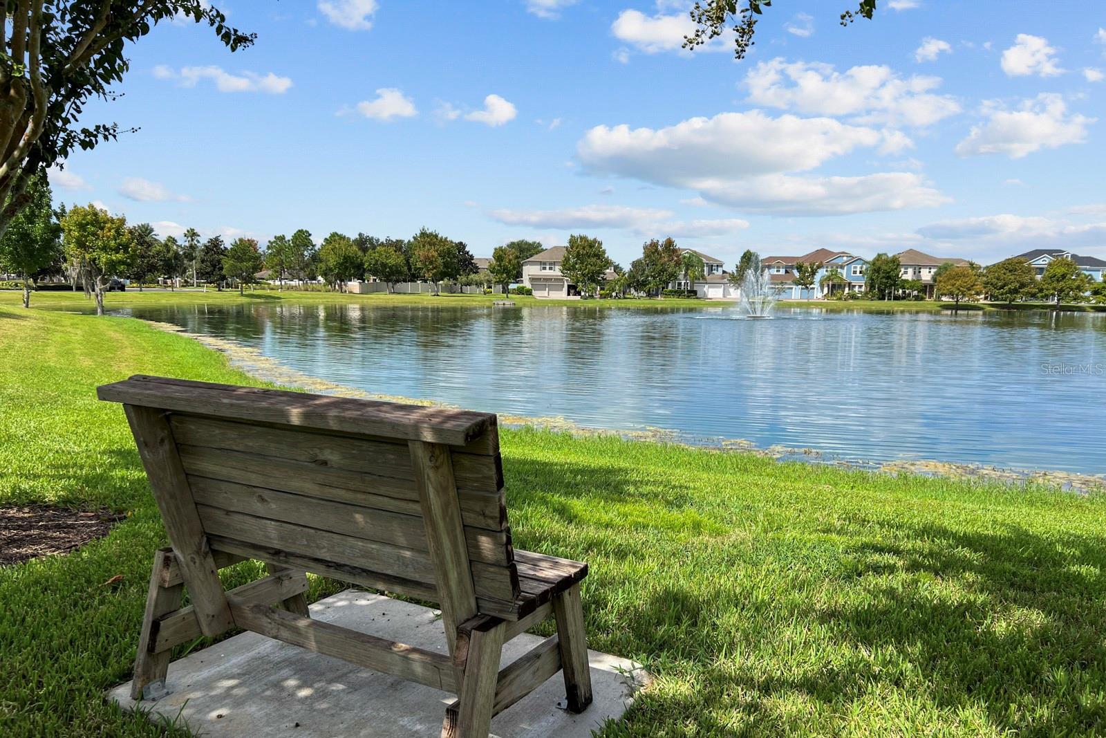 552 Juniper Springs Dr 