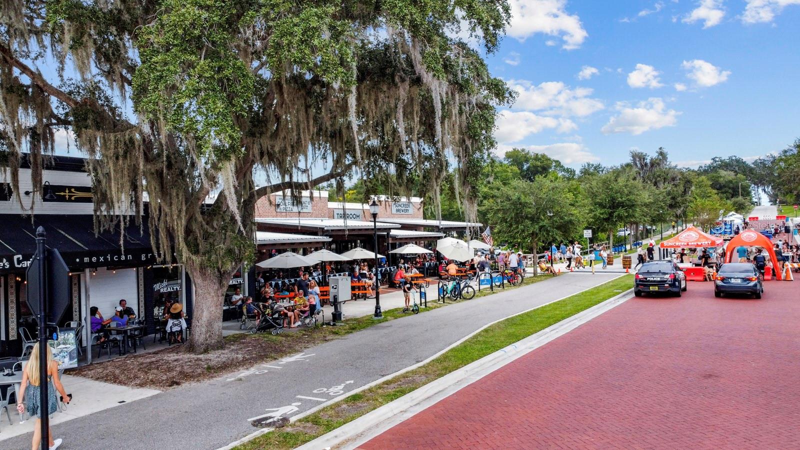 552 Juniper Springs Dr 