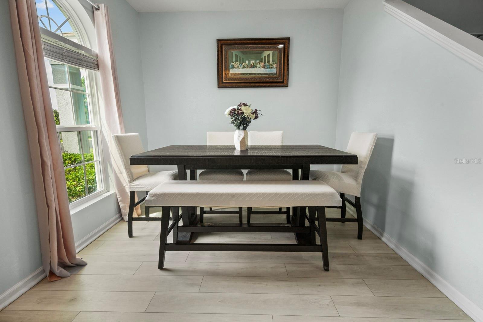 552 Juniper Springs Dr 