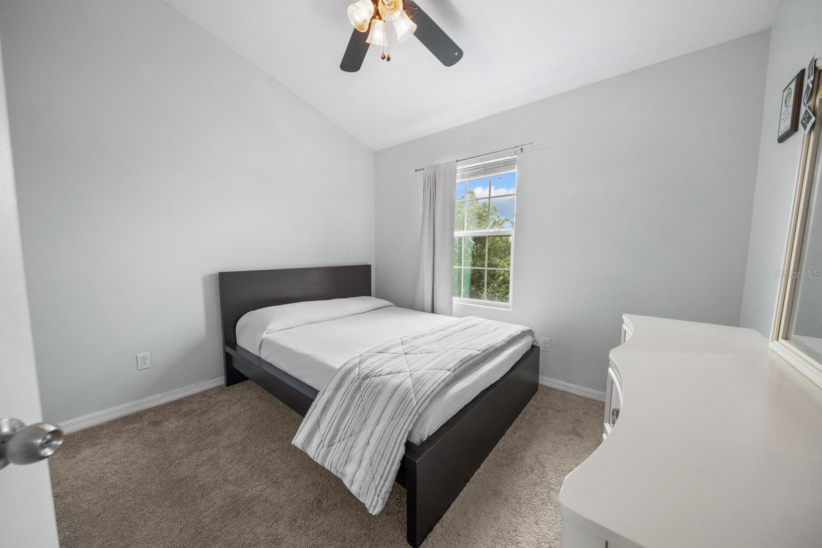 552 Juniper Springs Dr 