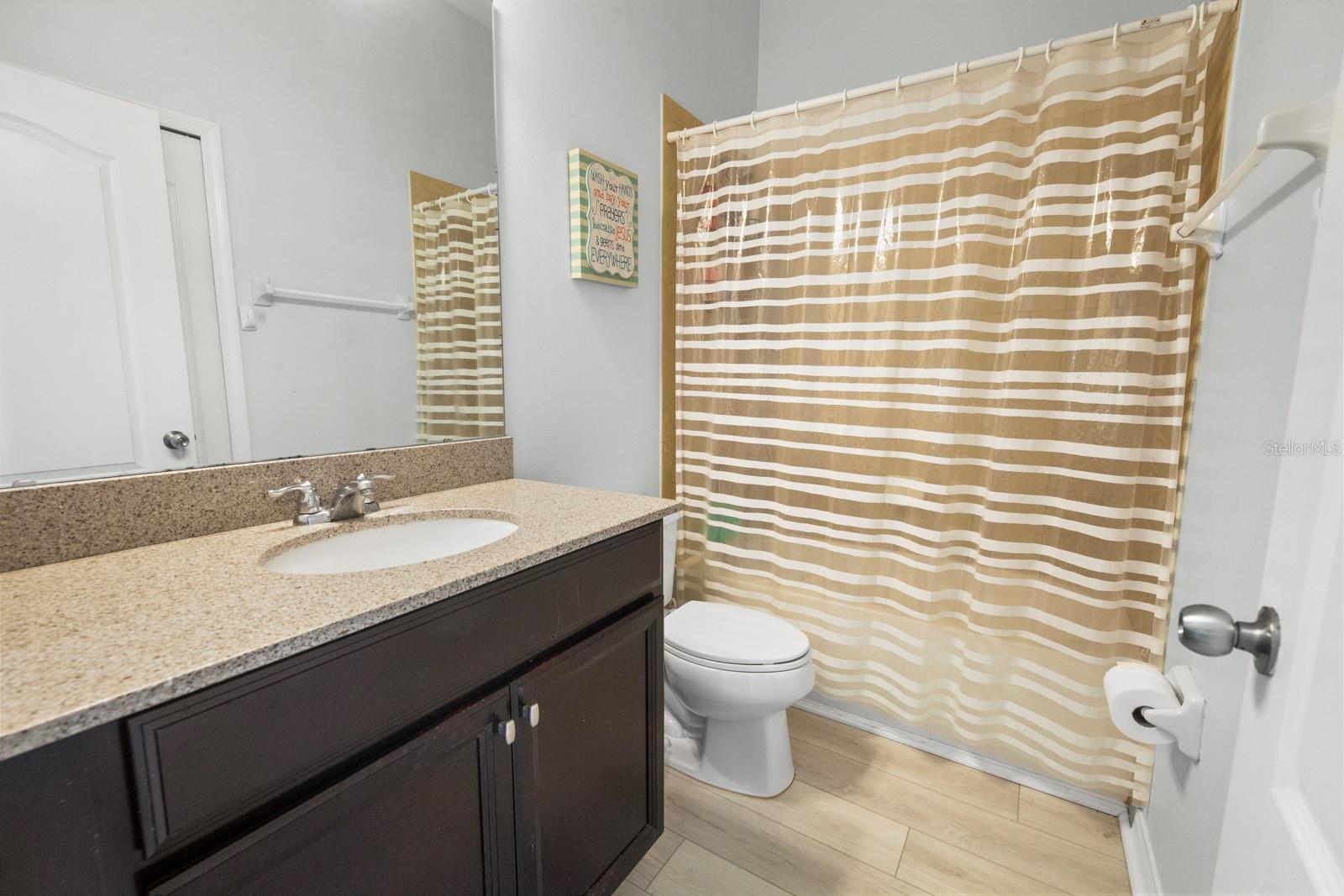 552 Juniper Springs Dr 