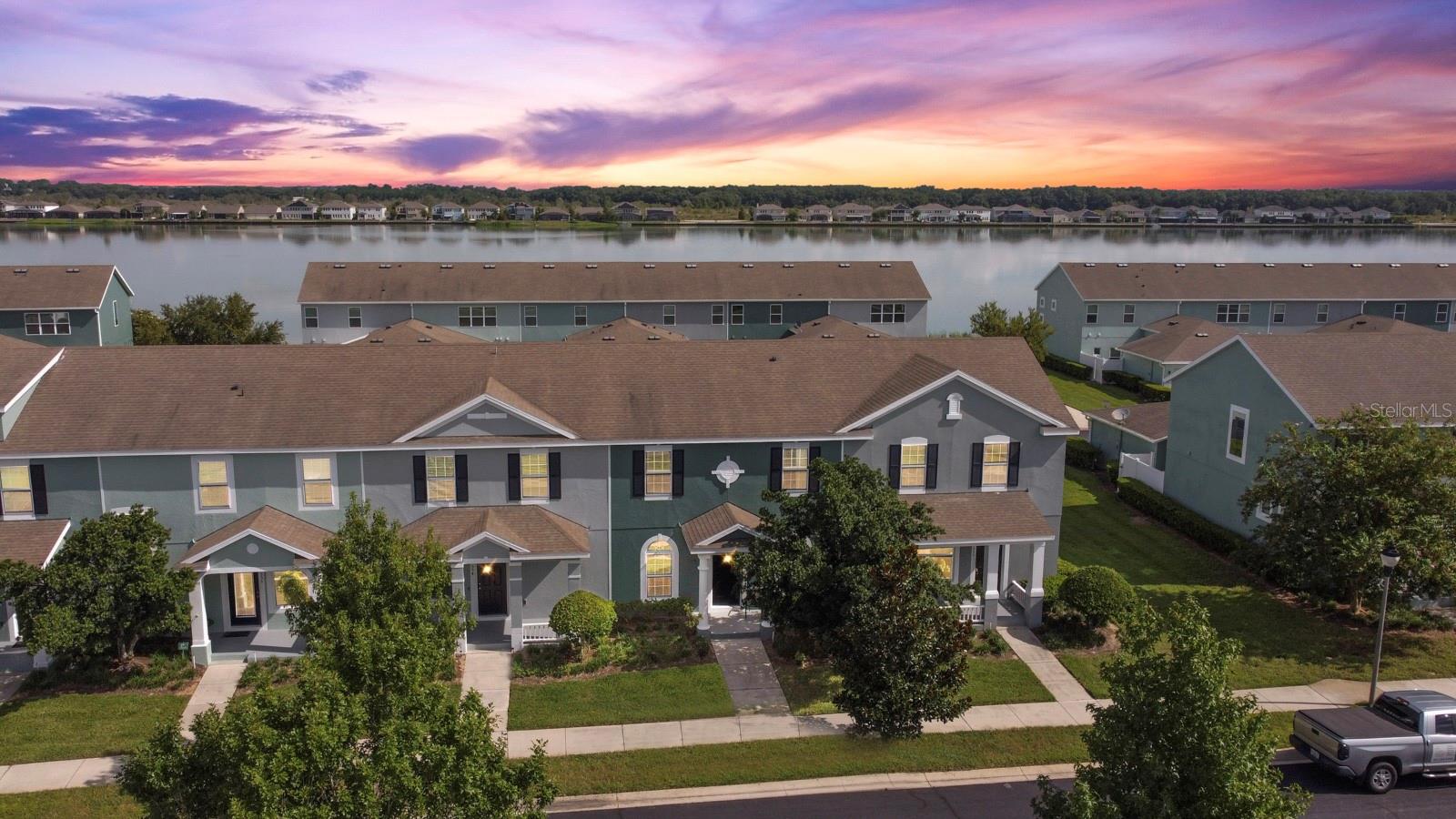 552 Juniper Springs Dr 