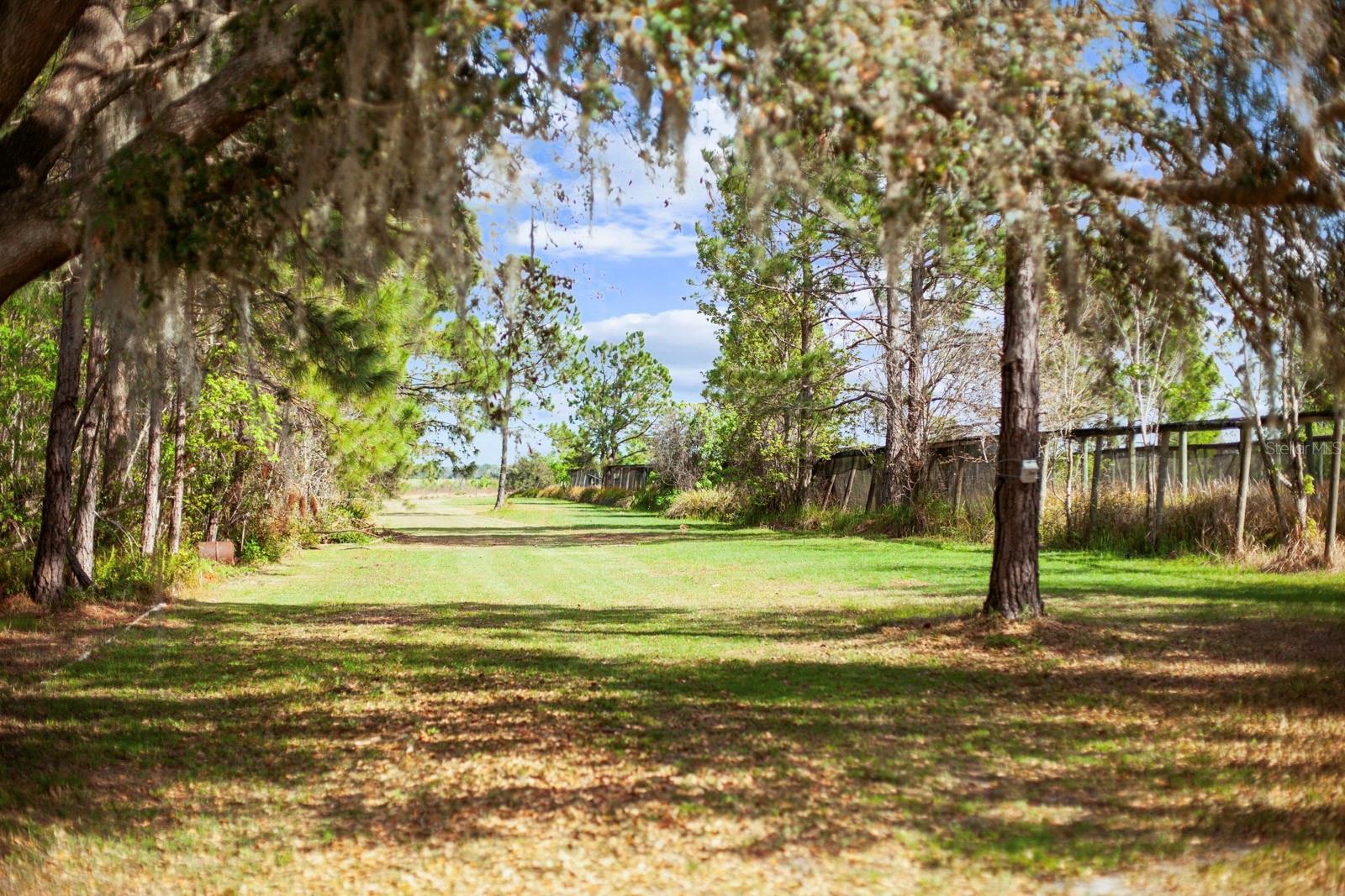 8122 Pine Island Rd 