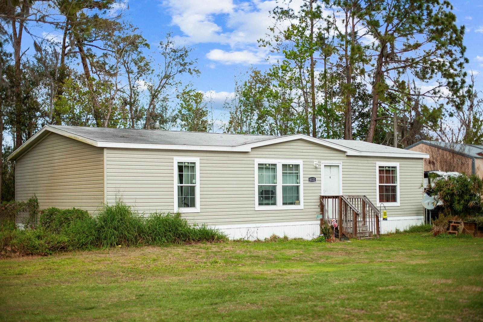 8122 Pine Island Rd 