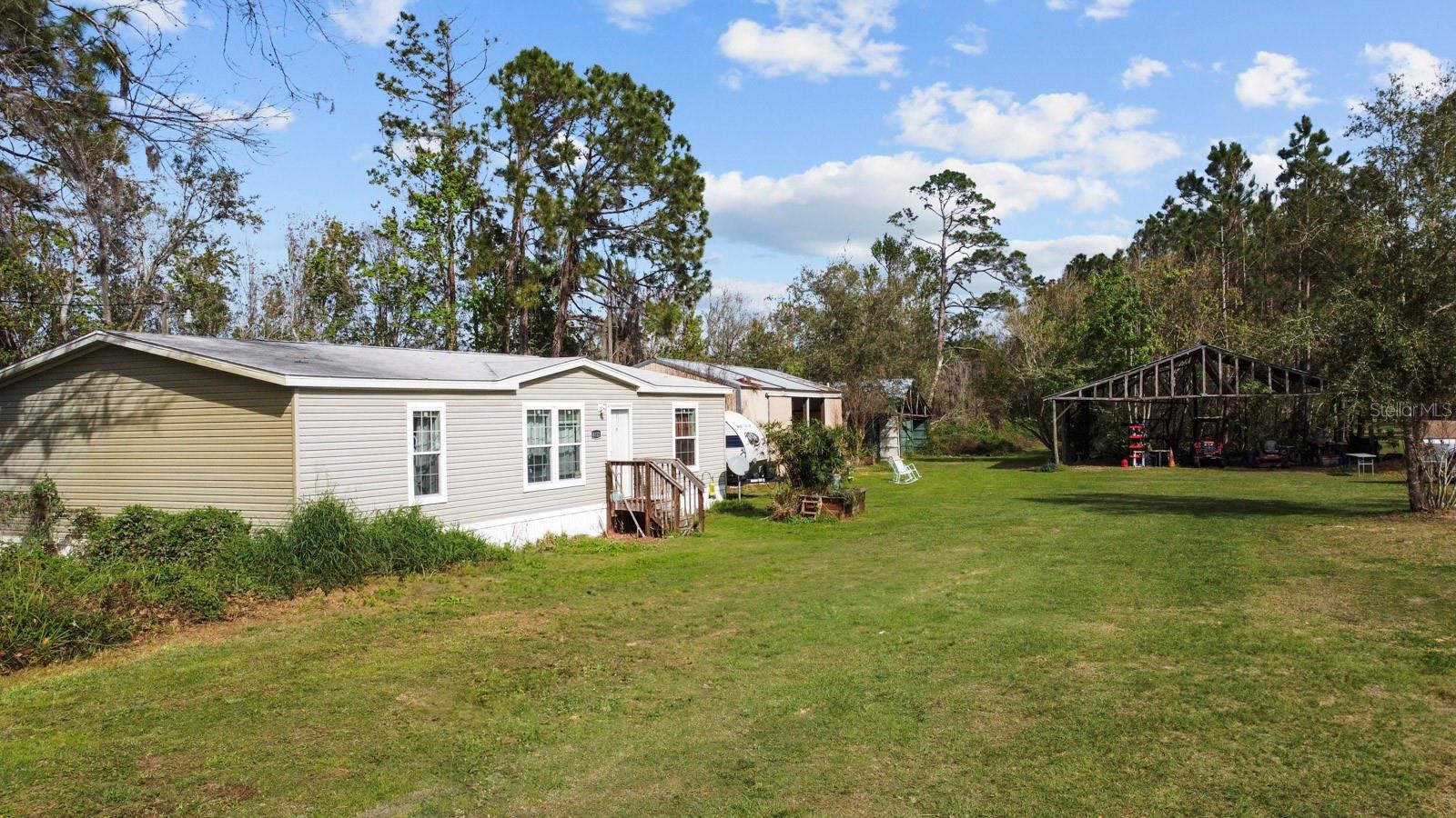 8122 Pine Island Rd 