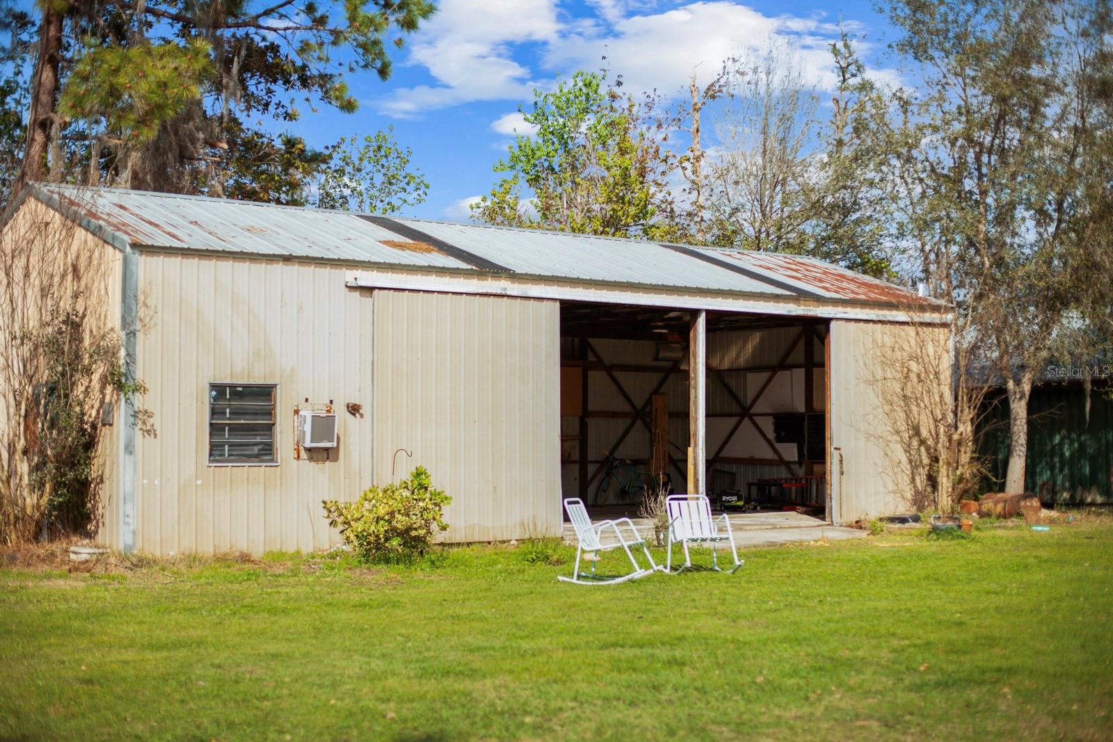 8122 Pine Island Rd 
