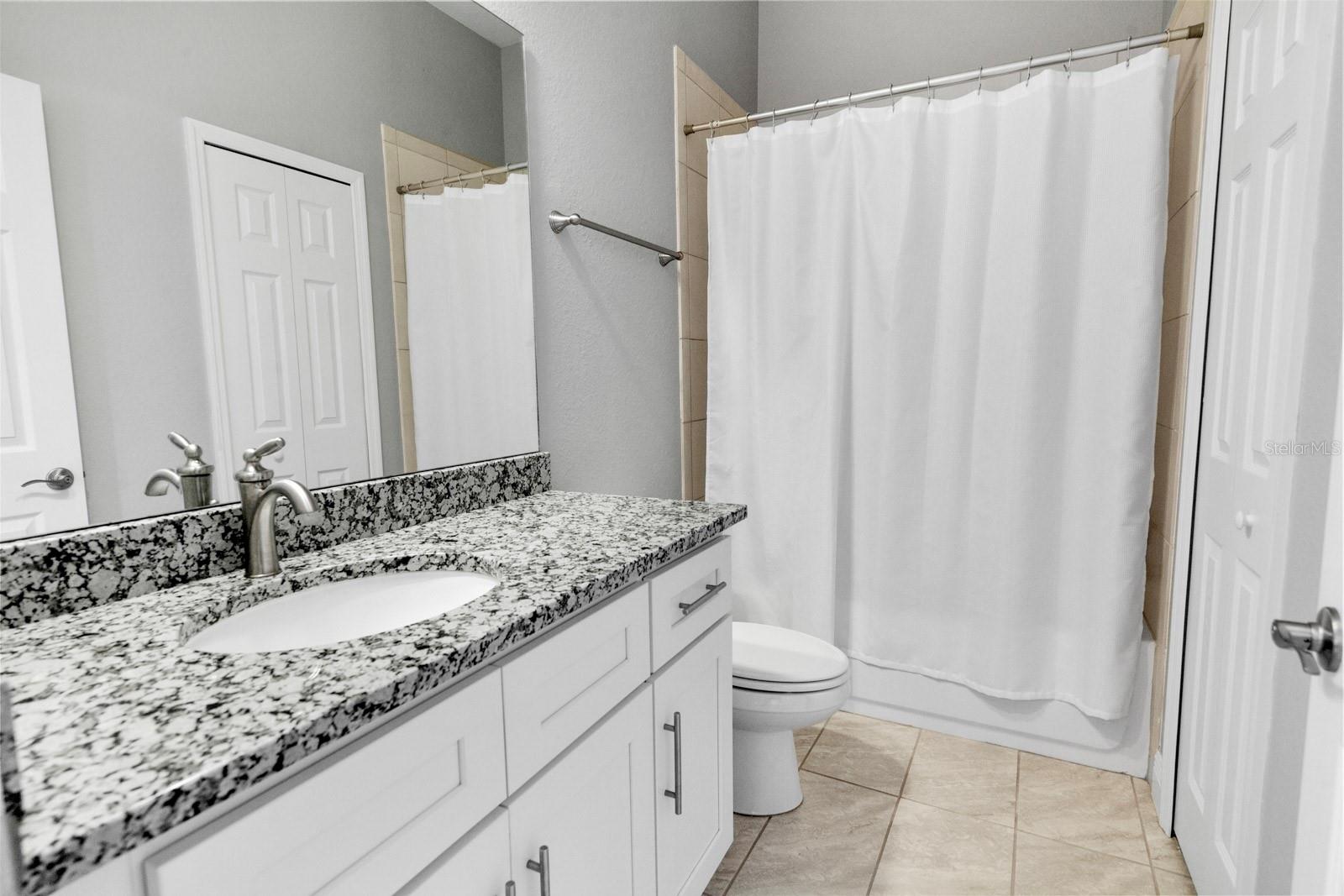 1024 Green Gate Blvd