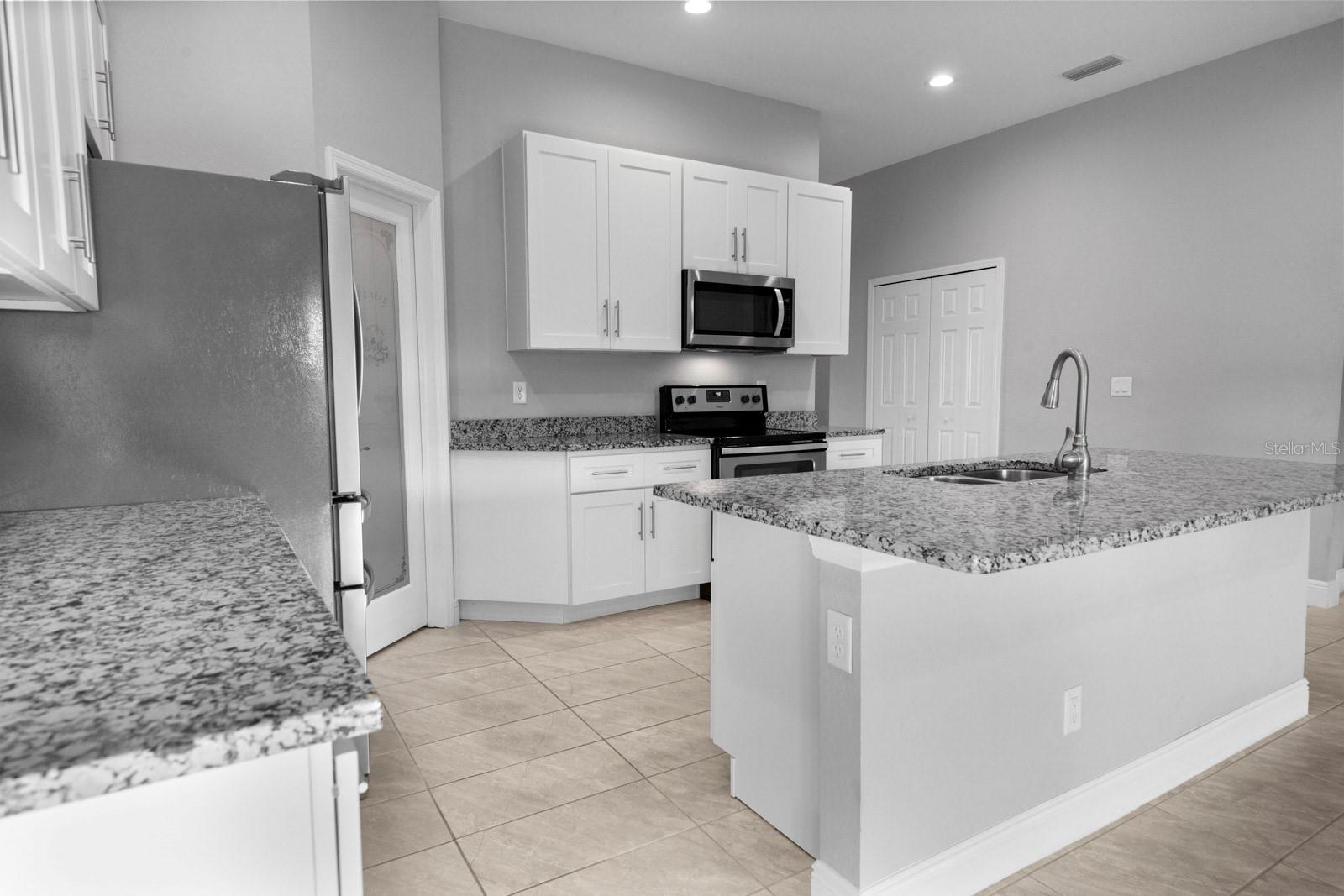 1024 Green Gate Blvd