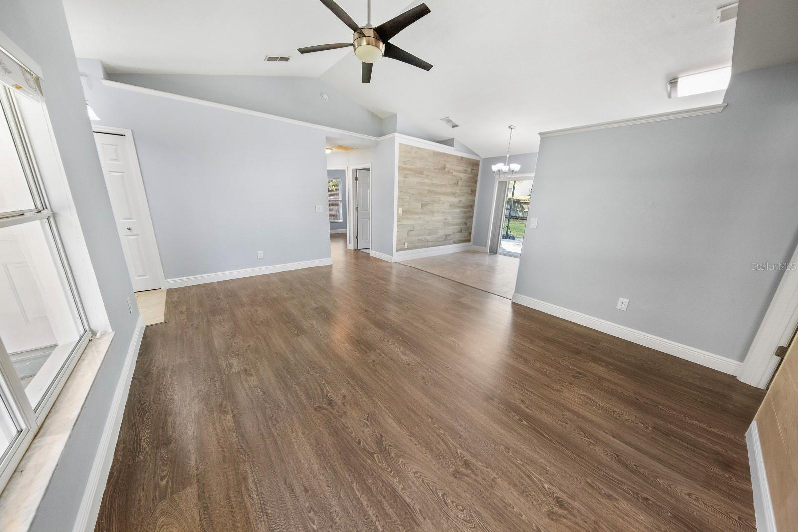 10624 Reagans Run Dr