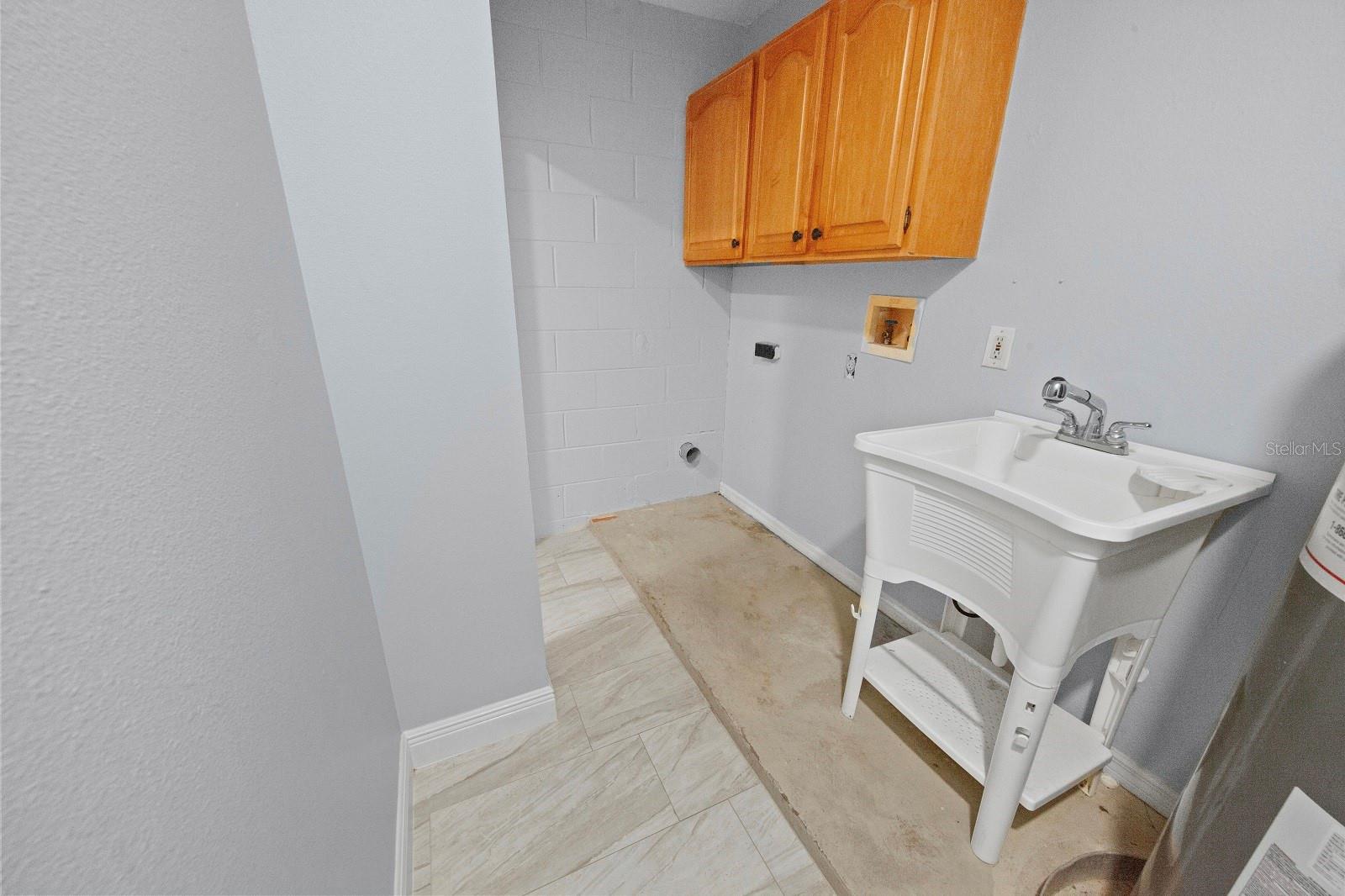 10624 Reagans Run Dr