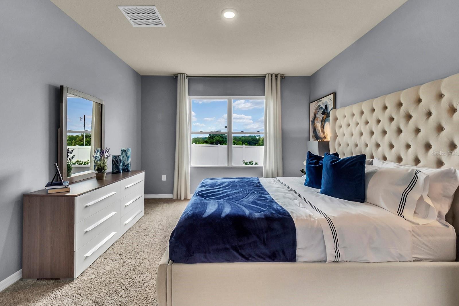 9560 Black Walnut Dr