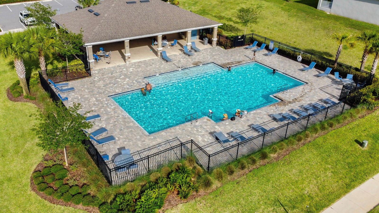 9560 Black Walnut Dr