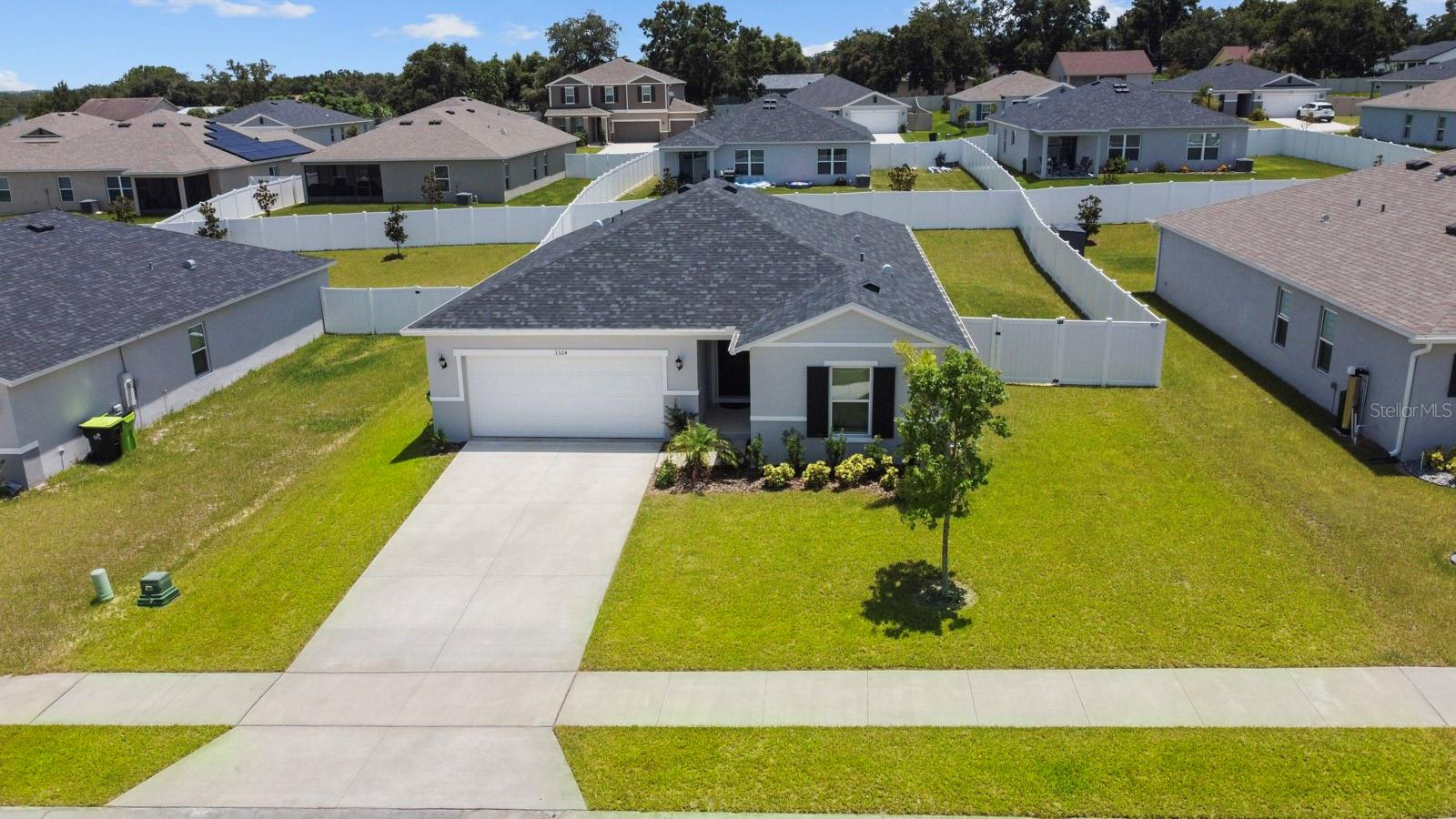 3324 Pink Oleander Ave