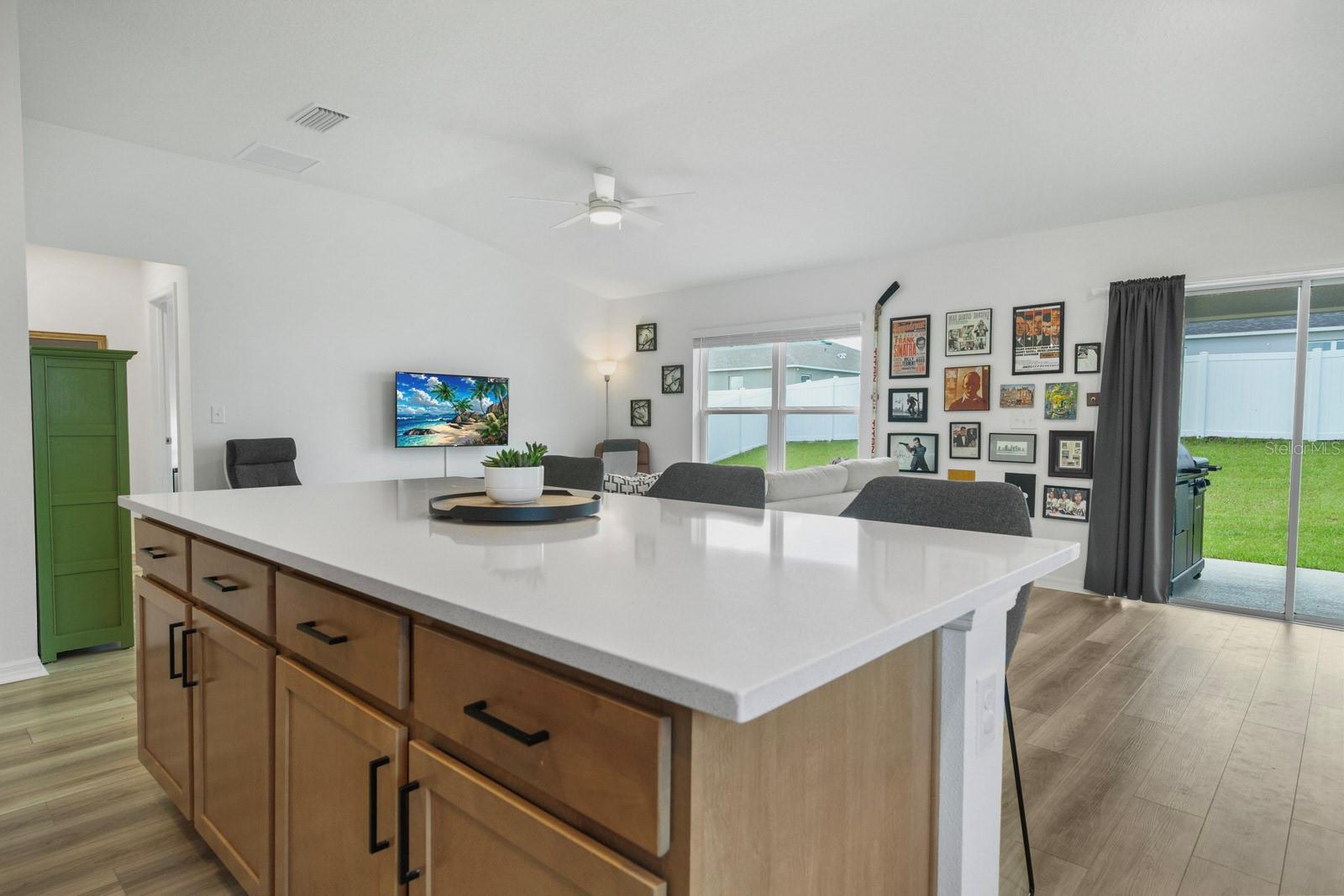 3324 Pink Oleander Ave