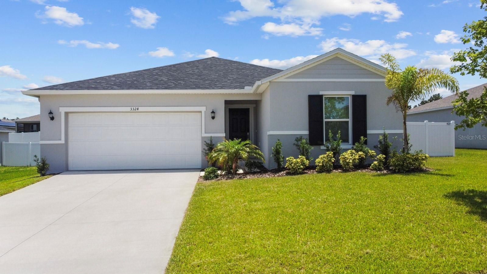 3324 Pink Oleander Ave