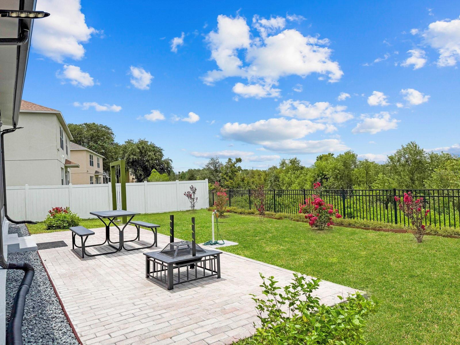 5209 Cape Hatteras Dr
