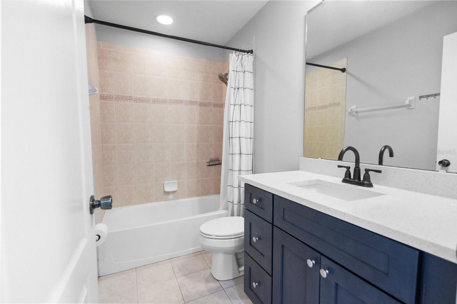 5209 Cape Hatteras Dr