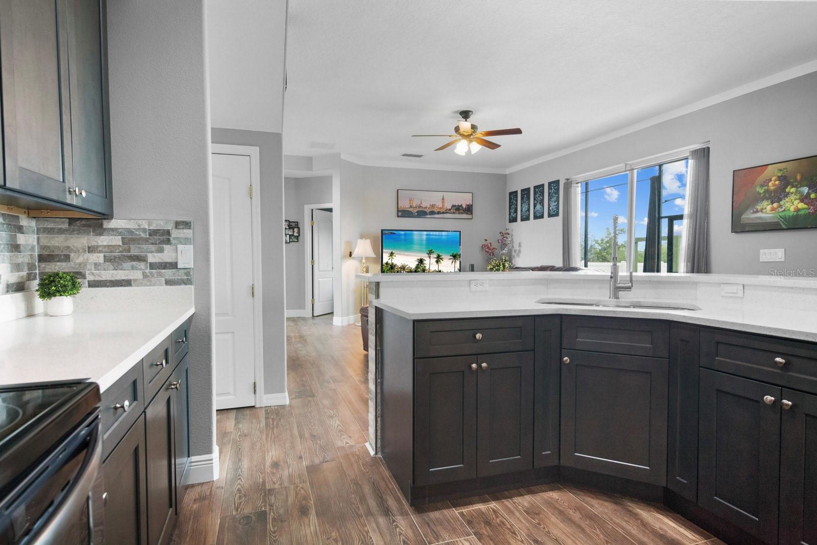 5209 Cape Hatteras Dr
