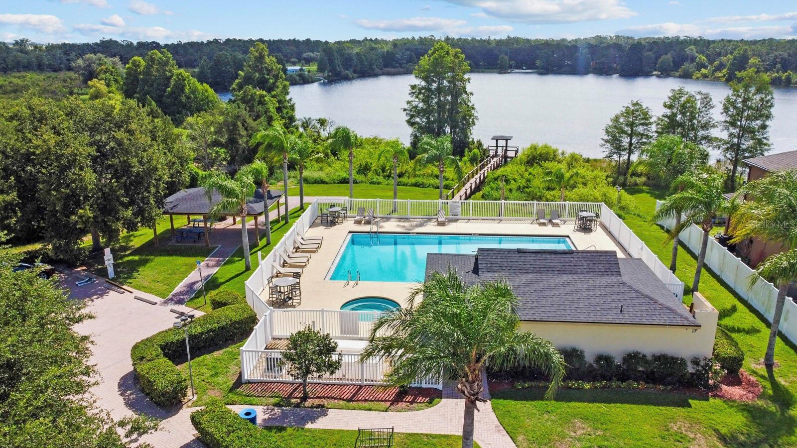 5209 Cape Hatteras Dr