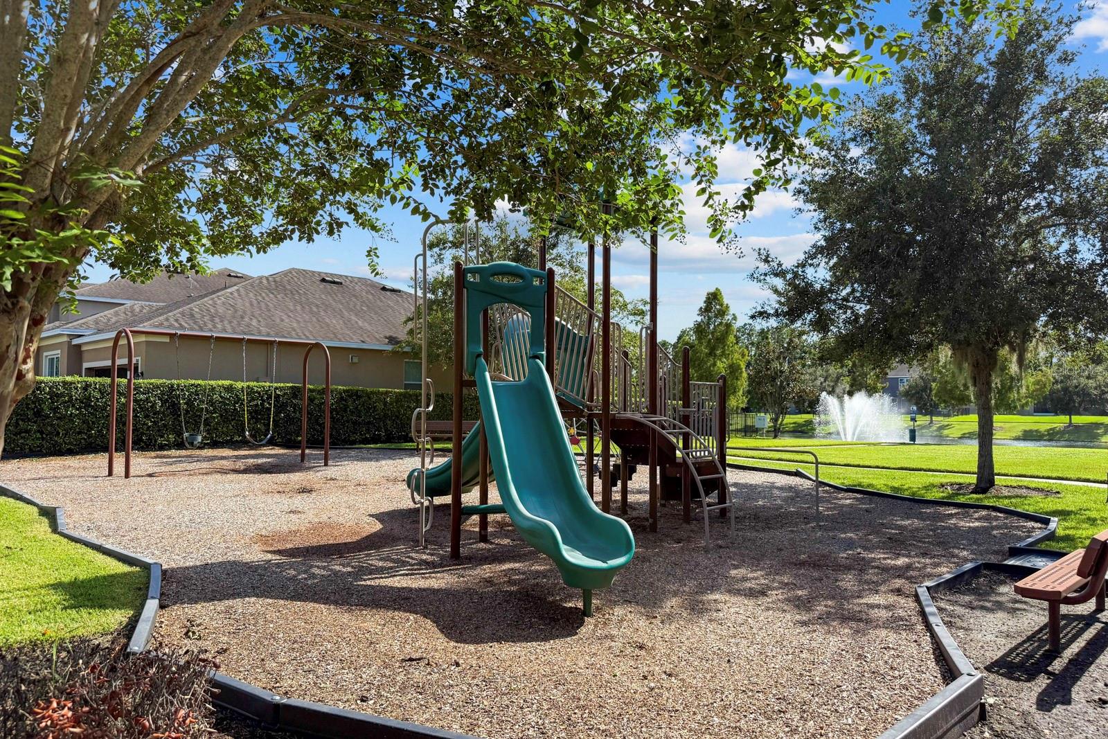 1073 VINSETTA CIR