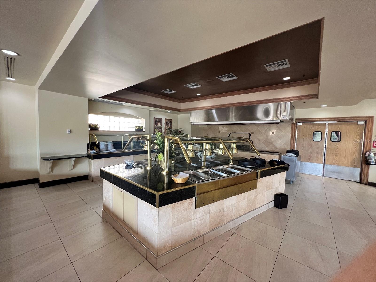 1101 N VALENCIA AVE