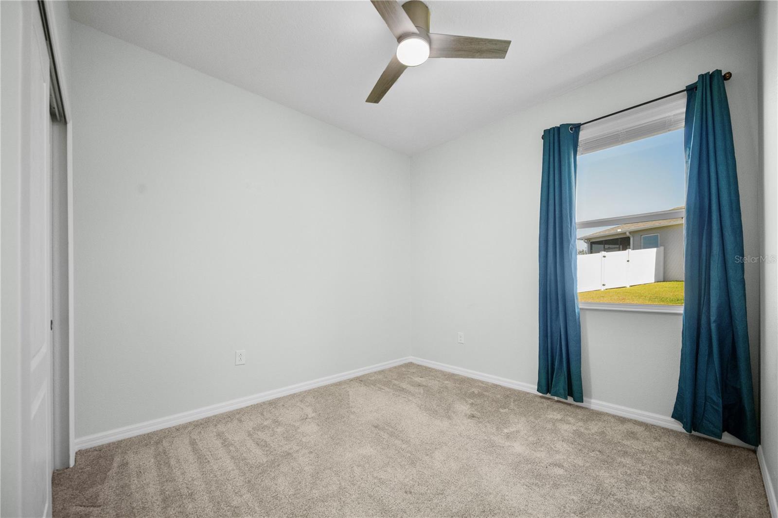 1688 Littleleaf Boxwood Loop