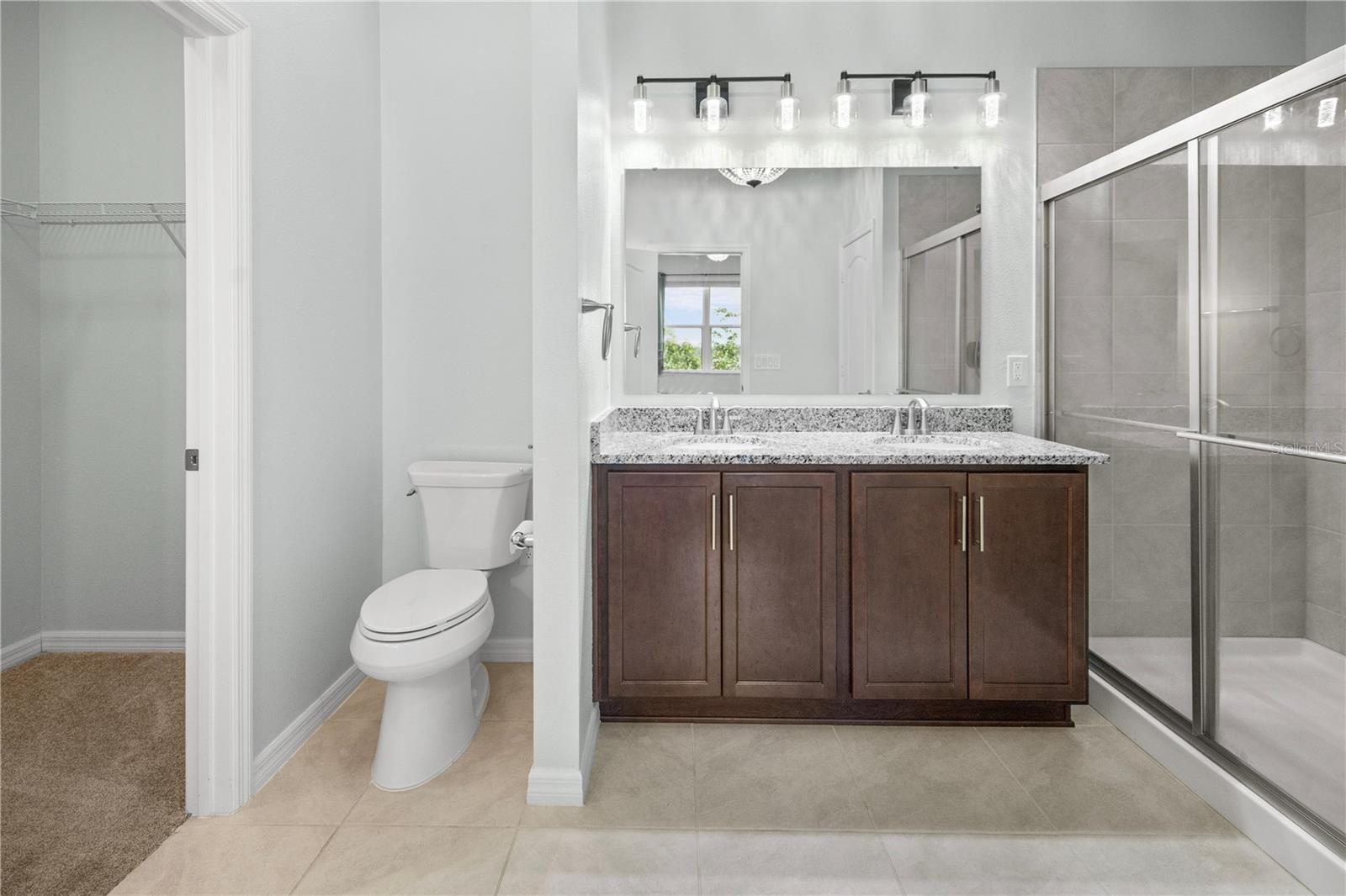 1688 Littleleaf Boxwood Loop