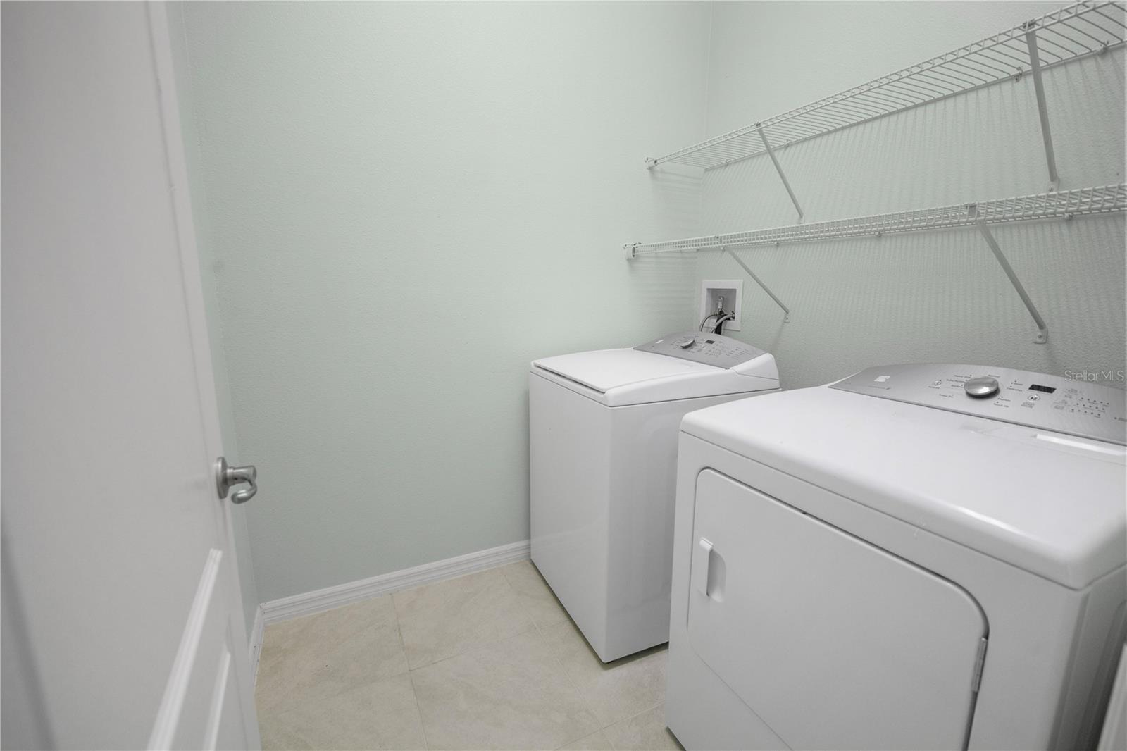 1688 Littleleaf Boxwood Loop