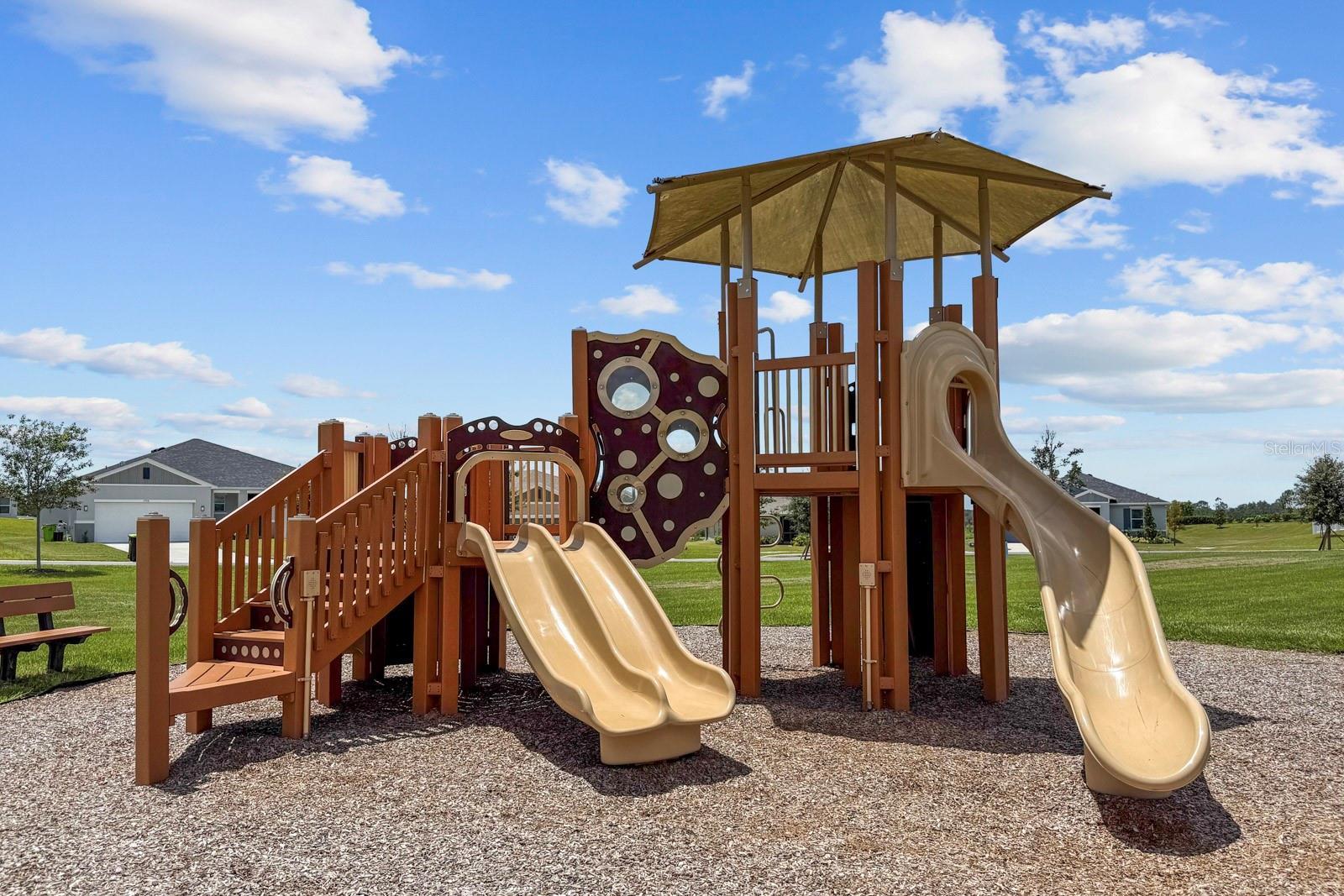 1688 LITTLELEAF BOXWOOD LOOP