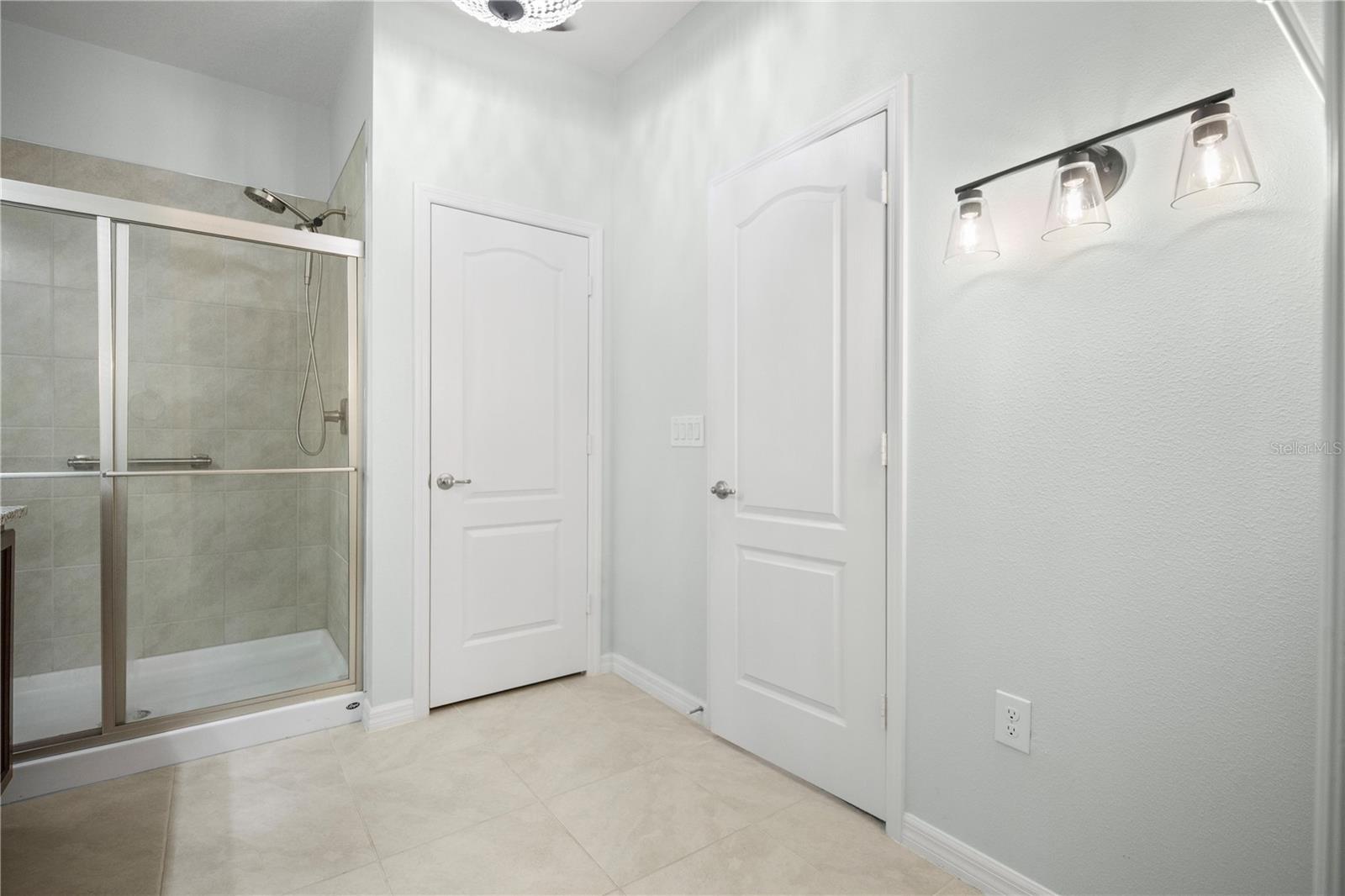 1688 LITTLELEAF BOXWOOD LOOP