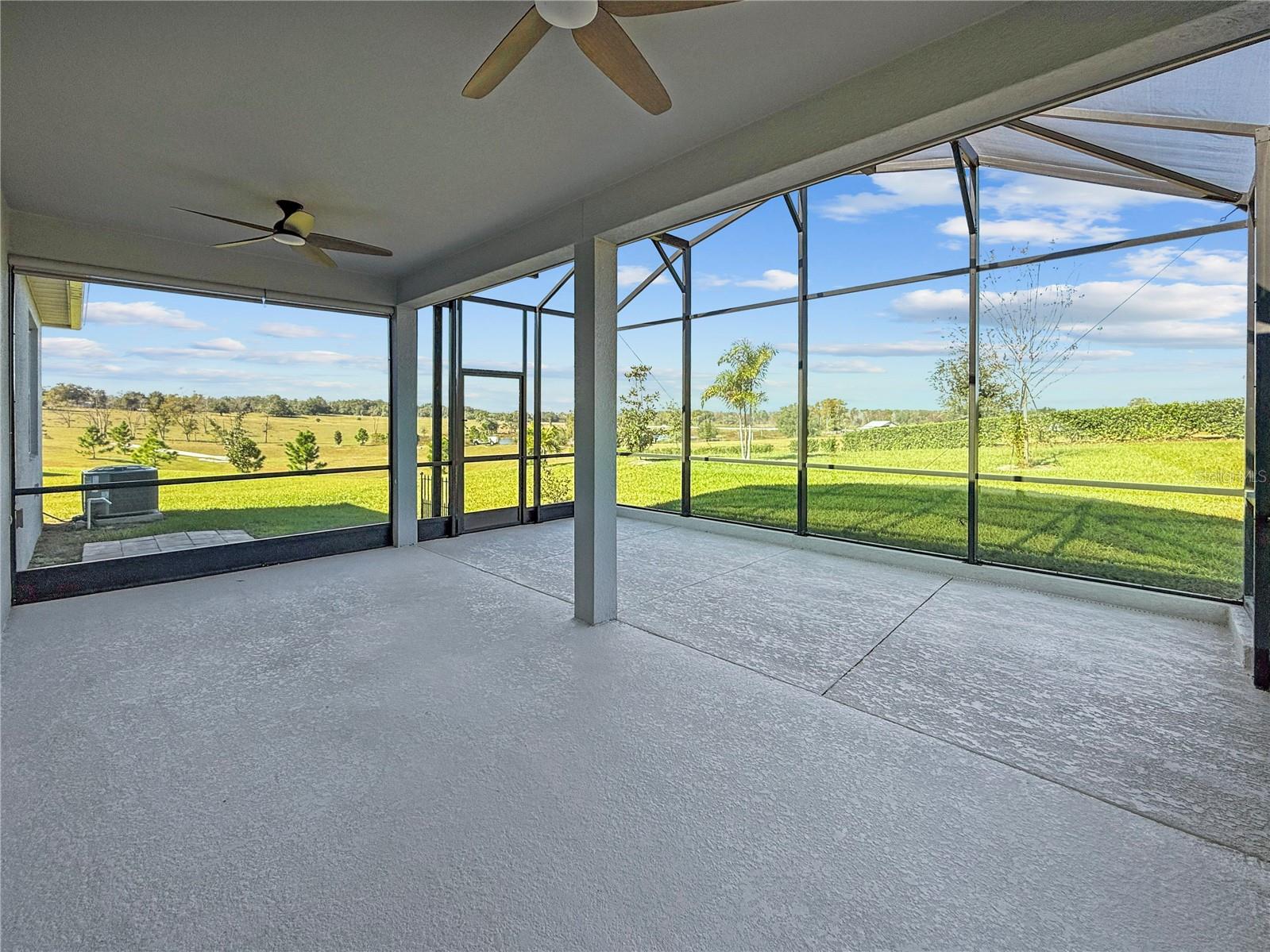 1688 LITTLELEAF BOXWOOD LOOP