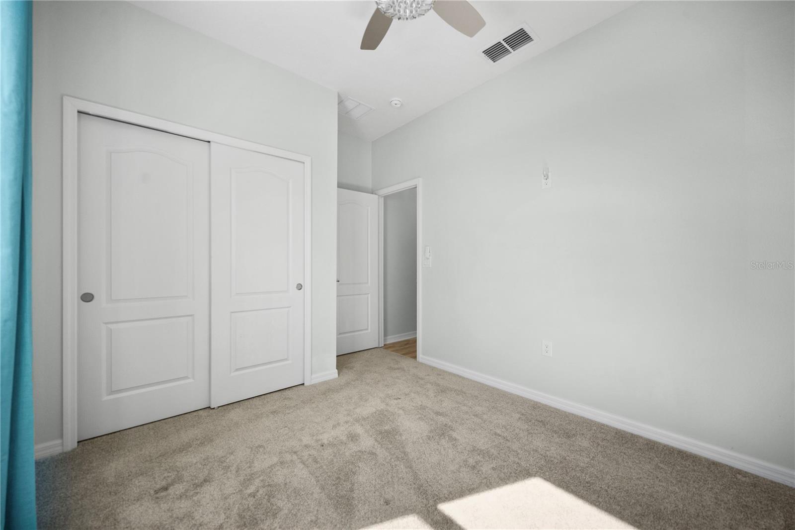 1688 Littleleaf Boxwood Loop