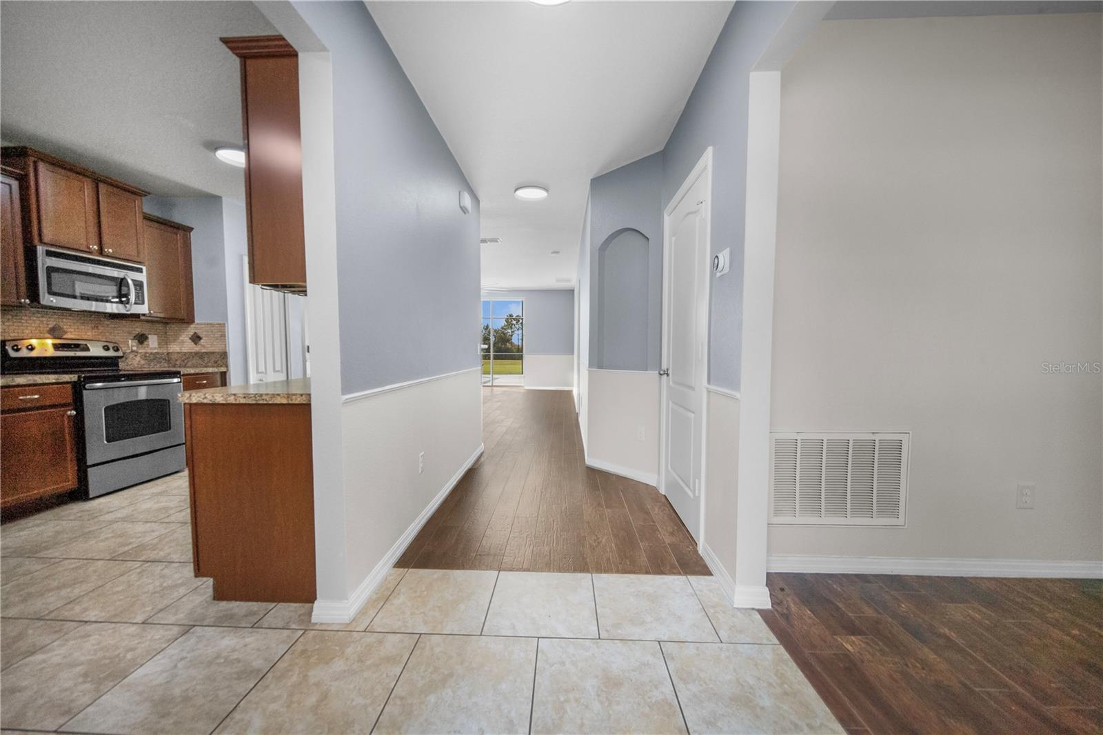 161 PRAIRIE FALCON DR