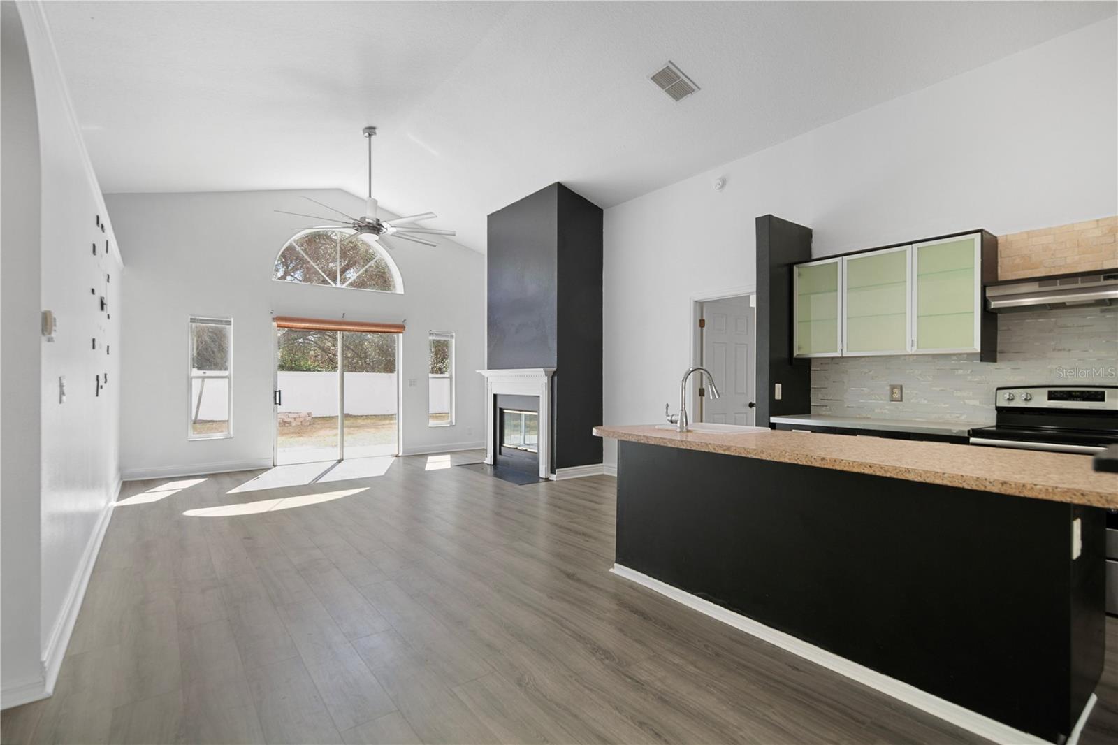 11748 Constance Way