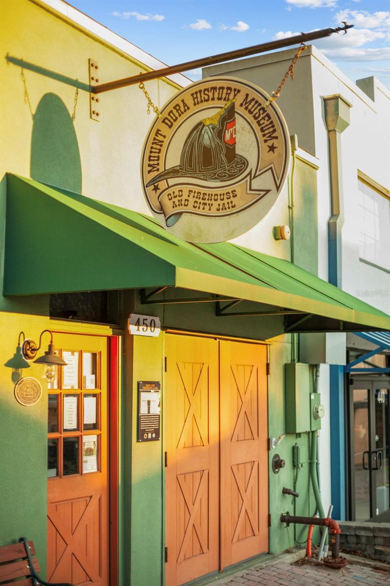 30106 Cheval St
