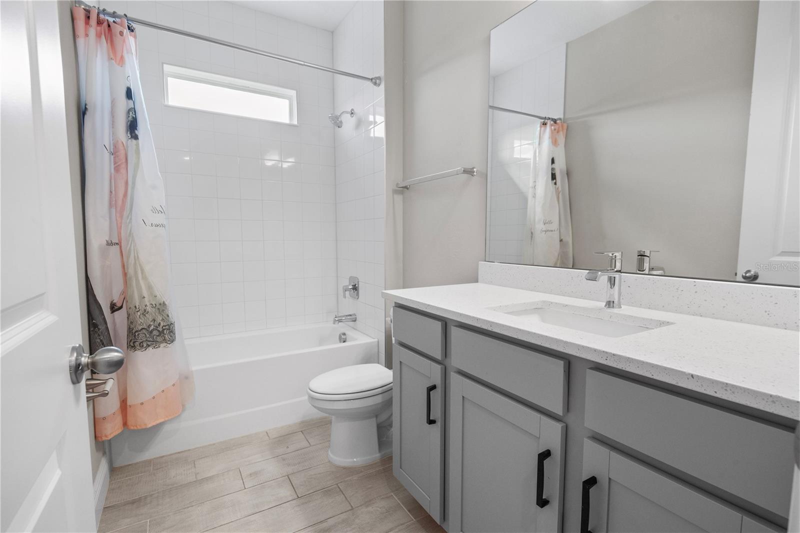 4446 Renly Ln