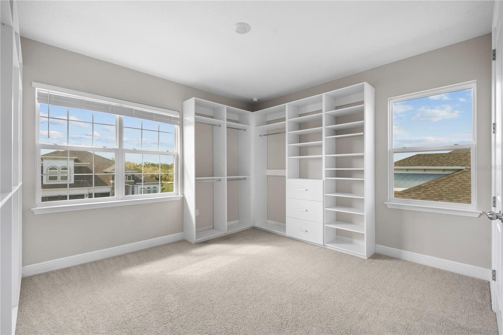 4446 Renly Ln