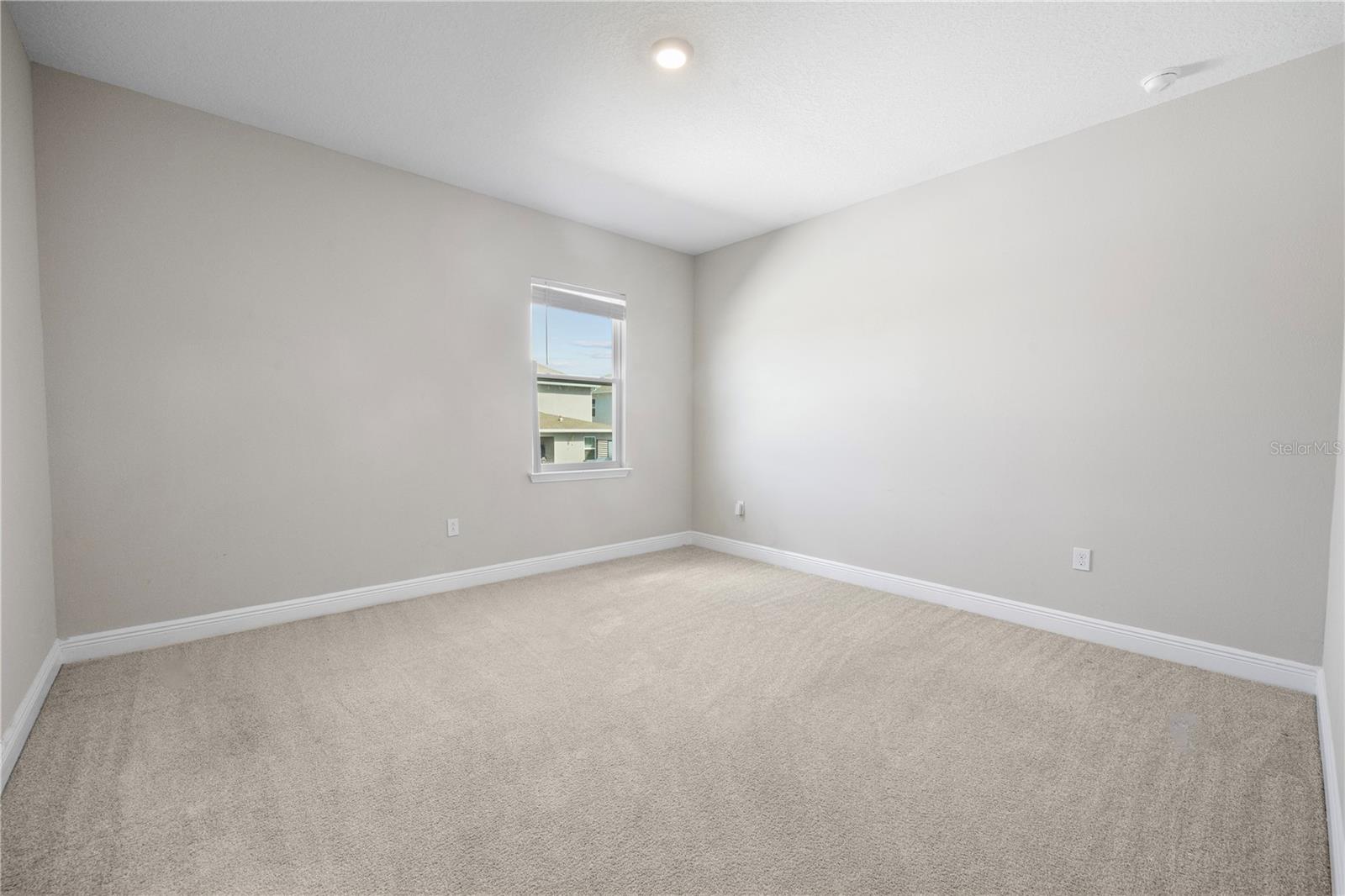4446 Renly Ln