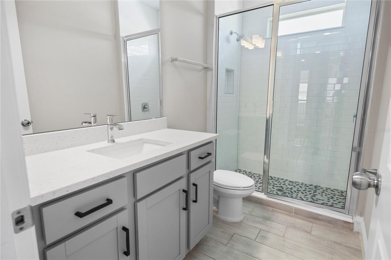 4446 Renly Ln