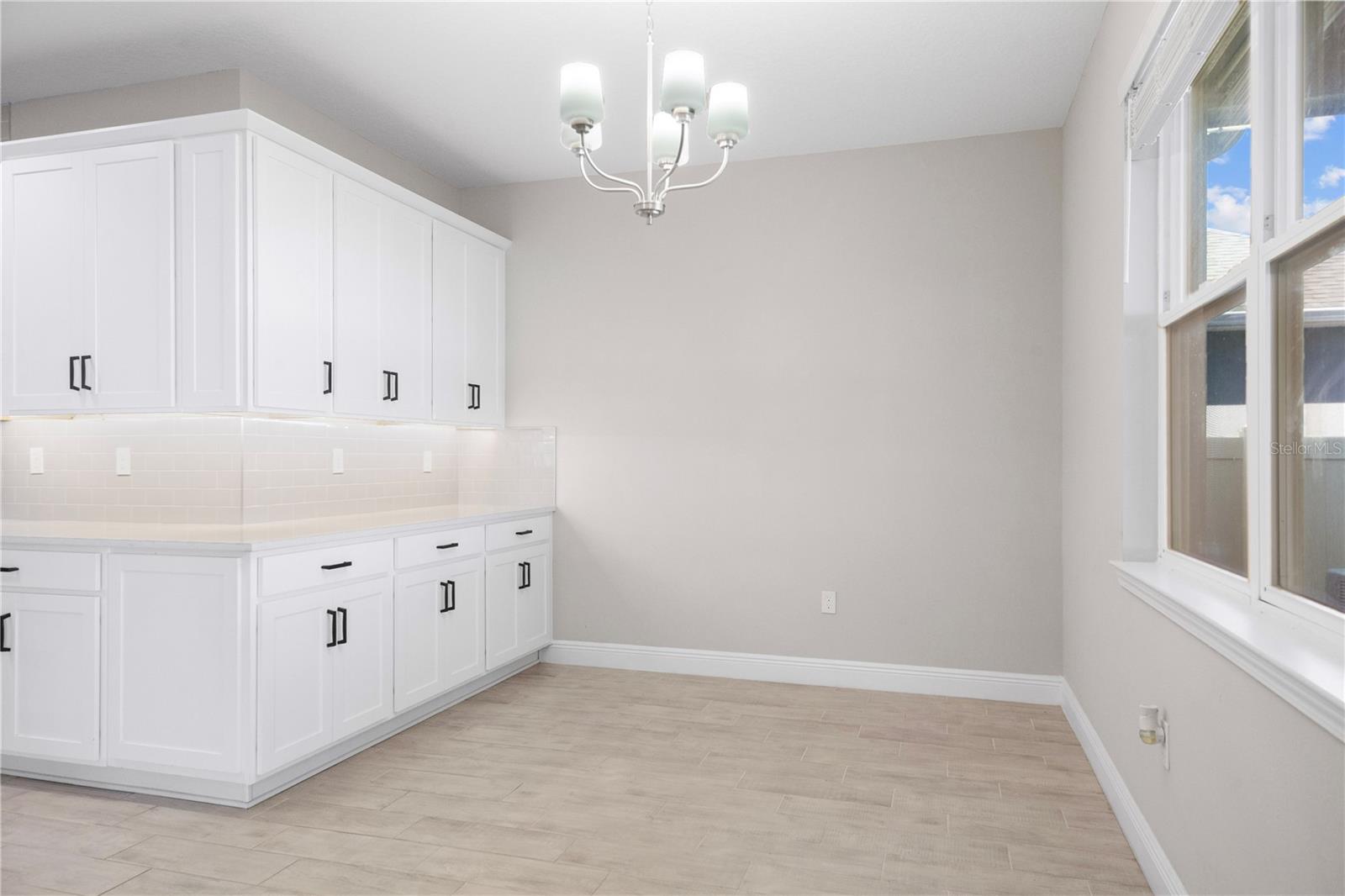 4446 Renly Ln