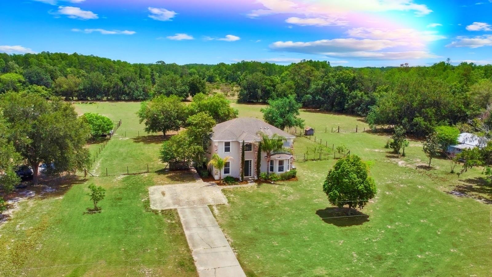 8848 Bogaert Dr