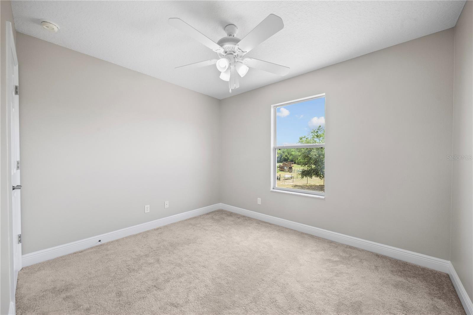 8848 Bogaert Dr